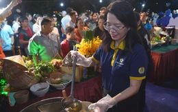 Đêm nhạc 'Phở yêu thương' ấm áp dành cho công nhân Bàu Bàng