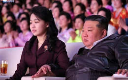 Lãnh đạo Triều Tiên Kim Jong Un dự hòa nhạc kỷ niệm Quốc tế Phụ nữ cùng vợ và con gái