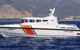 Thuyền chở người di cư bị lật, ít nhất 18 người chết