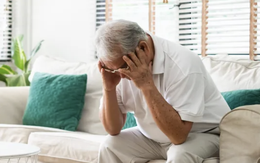 Chóng mặt, mờ mắt thoáng qua rồi tự khỏi: Có thể là dấu hiệu của đột quỵ