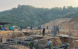 Đà Nẵng: hàng trăm bộ đội đóng chốt tại công trường, bắt đầu xây trường nội trú biên giới