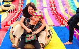 Khi mẹ chồng và nàng dâu chơi trò mạo hiểm