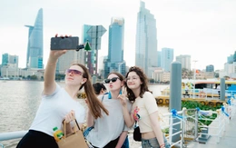 Bộ Nội vụ: Không đề xuất hoán đổi để nghỉ lễ 9 ngày dịp Giỗ Tổ Hùng Vương và 30-4, 1-5