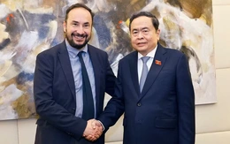 Tổng Bí thư Đảng Tái lập Cộng sản Ý nhấn mạnh tình cảm đặc biệt dành cho Việt Nam