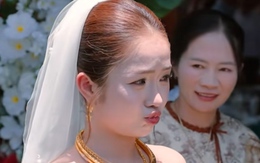 'Muốn ngừng khóc thì chu mỏ', cô dâu áp dụng từ đầu lễ đến lúc tan tiệc
