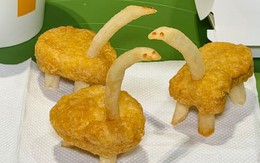 Gà rán hóa khủng long: khi bữa ăn nhanh bỗng thành… vườn thú mini