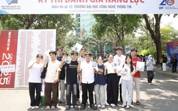 Vì sao Thông tư 19 chưa thể chặn dạy thêm, học thêm?