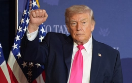 Tin tức thế giới 18-4: Mỹ nói đạt thỏa thuận với Iran 1-2 ngày tới; Giá dầu giảm sâu, gần 10%