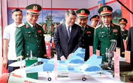 Thủ tướng Lê Minh Hưng: Quân khu 4 viết tiếp trang sử hào hùng, bảo vệ vững chắc đất nước