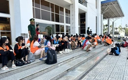 Đồng Tháp tiếp nhận 226 công dân Việt Nam về từ Campuchia