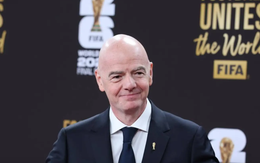 FIFA phản ứng giá tàu 'trên trời' ở World Cup 2026