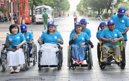 Chuyển từ y tế - chăm sóc sang xã hội - hòa nhập cho người khuyết tật