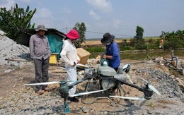 Phương pháp xử lý rơm rạ bằng chế phẩm sinh học có dễ thực hiện không?