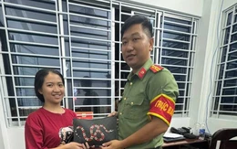 Nhặt được túi xách hơn 200 triệu, học sinh lớp 8 ở Long An nhờ công an trả lại người đánh rơi
