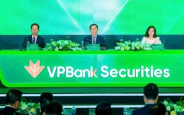 Sếp VPBankS nói về giá cổ phiếu giảm sau IPO, khẳng định có 'sức' cho vay thêm 30.000 tỉ