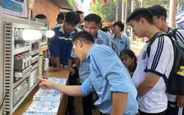 Rộng cửa với cao đẳng, trường nghề