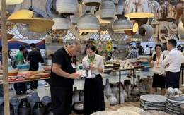 Hàng nghìn khách quốc tế đổ về TP.HCM săn nguồn hàng giá tốt