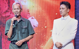 Cha tham gia kháng chiến, con là ca sĩ nay hát ‘Việt Nam khúc kiêu hùng’