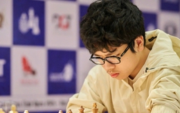 Kỳ thủ 15 tuổi Đầu Khương Duy tiếp bước đàn anh Lê Quang Liêm