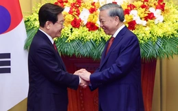 Việt Nam và Hàn Quốc trao nhiều văn kiện hợp tác, có cả điện hạt nhân