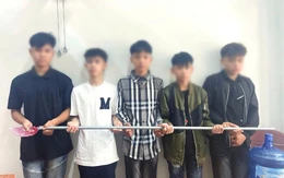 Hai nhóm thiếu niên Hà Tĩnh và Quảng Trị hẹn nhau giải quyết mâu thuẫn bằng hung khí