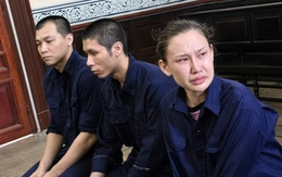 Cựu tiếp viên hàng không giao ma túy giùm vợ, nhận hơn 16 năm tù