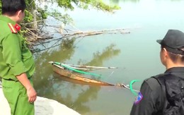 Bắt quả tang 'cát tặc' trên sông Cái qua Nha Trang