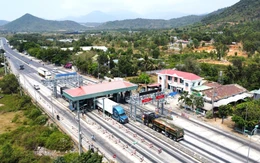 Cách tính vé tháng lạ kỳ của trạm thu phí Cam Thịnh: Mua từ ngày 23, bị tính từ ngày 1 đầu tháng