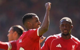 Ghi bàn thắng thiếu fair-play, Crystal Palace cũng không thể ngăn Liverpool vào tốp 4