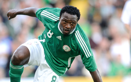 Cựu tuyển thủ Nigeria đột tử trong trận đấu giao hữu