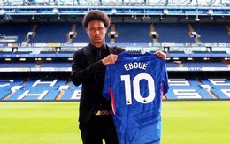 Con trai gia nhập Chelsea, huyền thoại Arsenal hay tin qua… báo chí