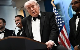 Ông Trump nhắc cần xây 'phòng khiêu vũ tối mật' tại Nhà Trắng sau vụ nổ súng