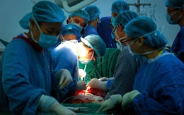 Người nước ngoài ngạc nhiên về chi phí và chất lượng điều trị của y tế Việt Nam