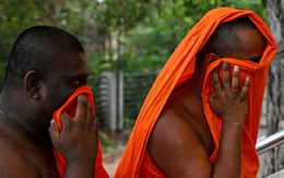 Sri Lanka bắt 22 nhà sư giấu 110kg cần sa trong hành lý