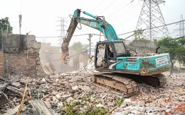 Người dân tất bật di dời, bàn giao mặt bằng mở rộng tuyến đường nối 3 vành đai ở Hà Nội