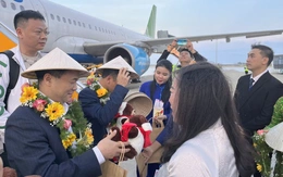 Du khách Trung Quốc sang Việt Nam quét QR Alipay, thanh toán ‘như ở nhà’