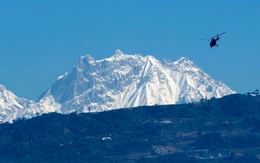 Nepal: Hướng dẫn viên đầu độc du khách, ép dùng trực thăng cứu hộ để trục lợi