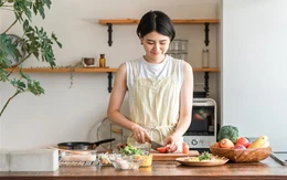 Người trẻ tự nấu: vừa nhanh gọn, vừa chủ động bữa ăn mỗi ngày