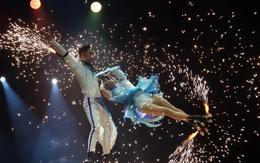 Cả ngàn khán giả được xem miễn phí xiếc, rối ngày 30-4 tại rạp xiếc hiện đại nhất Việt Nam