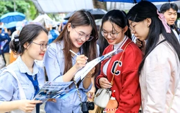 Bộ trưởng Bộ Giáo dục và Đào tạo được trao quyền giải thể trường đại học
