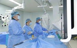 Cô gái bị triệu chứng tim như 'muốn nhảy khỏi lồng ngực' được cứu bằng sóng cao tần