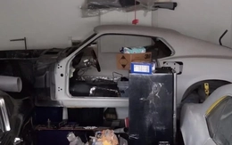 Mang xe cổ đi phục chế, bị thợ 'ngâm' tới 5 năm, nhận xe trong tình trạng 'tan tác'