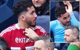 Cherki gây tranh cãi vì mặc áo Liverpool sau khi bị thay ra