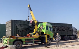 Xe đầu kéo chở hàng quá tải 126% chạy trên cao tốc