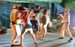 Xác minh clip nhóm người cản trở cảnh sát giao thông kiểm tra nồng độ cồn ở TP.HCM