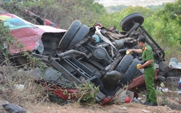 Vụ tai nạn 4 người chết, 12 người bị thương: 'Tài xế la lớn xe mất phanh'