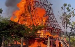 Lại cháy nhà rông của đồng bào miền núi Quảng Ngãi