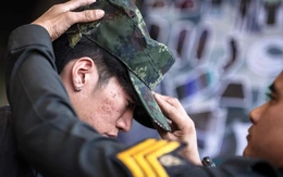 Kinh tế khó khăn, thanh niên Thái Lan ồ ạt tình nguyện nhập ngũ