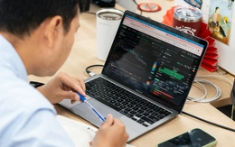 Chứng khoán 9-4: Thị trường bùng nổ, nhà đầu tư đang giữ 100% tiền mặt nên làm gì?