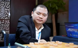 Kỳ thủ ngồi xe lăn khuynh đảo làng cờ tướng Trung Quốc